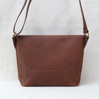 Image 3 of Low Pudgy Messenger in vintage brown