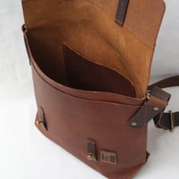 Image 5 of Classic Messenger Small vintage brown