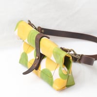 Image 5 of Jamie Soft Fanny in green and yellow discs