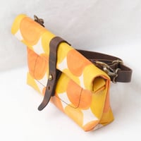 Image 5 of Jamie Soft Fanny in orange and yellow discs