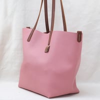 Image 4 of Slouchy Wide Tote in pebbled retro pink