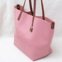Image 5 of Slouchy Wide Tote in pebbled retro pink