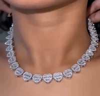Image 9 of Luxury Style Heart-shaped High-end Necklace and Bracelet Set