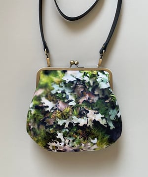 Image of Moss, large velvet kisslock shoulder bag