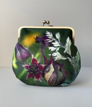 Image of Wild meadow, large velvet kisslock shoulder bag