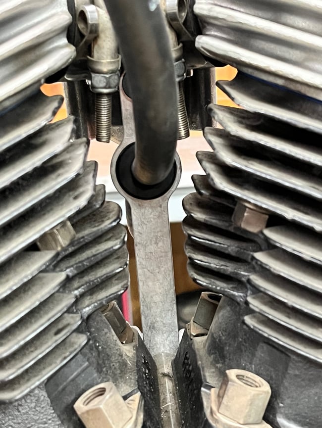 HD Panhead/Shovelhead Carburetor Support 