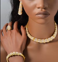 Image 1 of Elegant Luxury Necklace set 