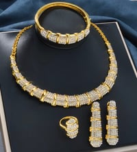 Image 3 of Elegant Luxury Necklace set 