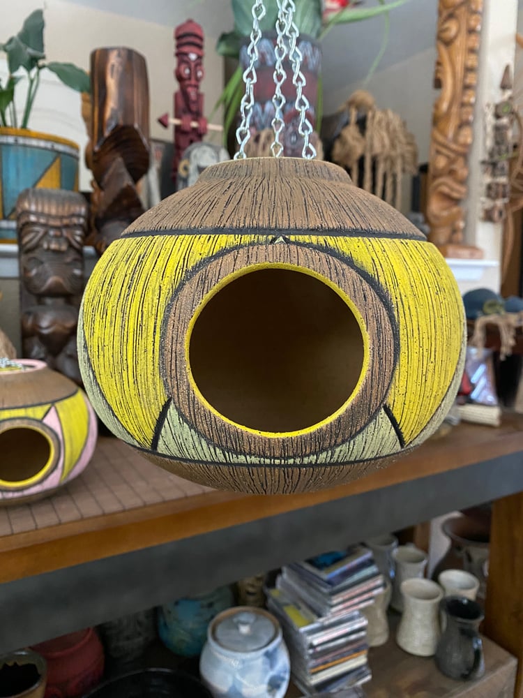 Image of Yellow/Green Birdhouse (a) - US Shipping Included 