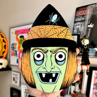witch cutout - spider hat