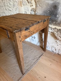 Image 11 of Bureau ancien ou table d’appoint - Meuble rénové 
