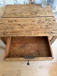 Image 15 of Bureau ancien ou table d’appoint - Meuble rénové 