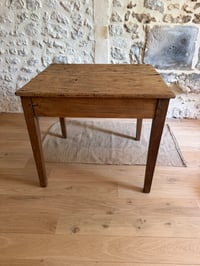Image 16 of Bureau ancien ou table d’appoint - Meuble rénové 