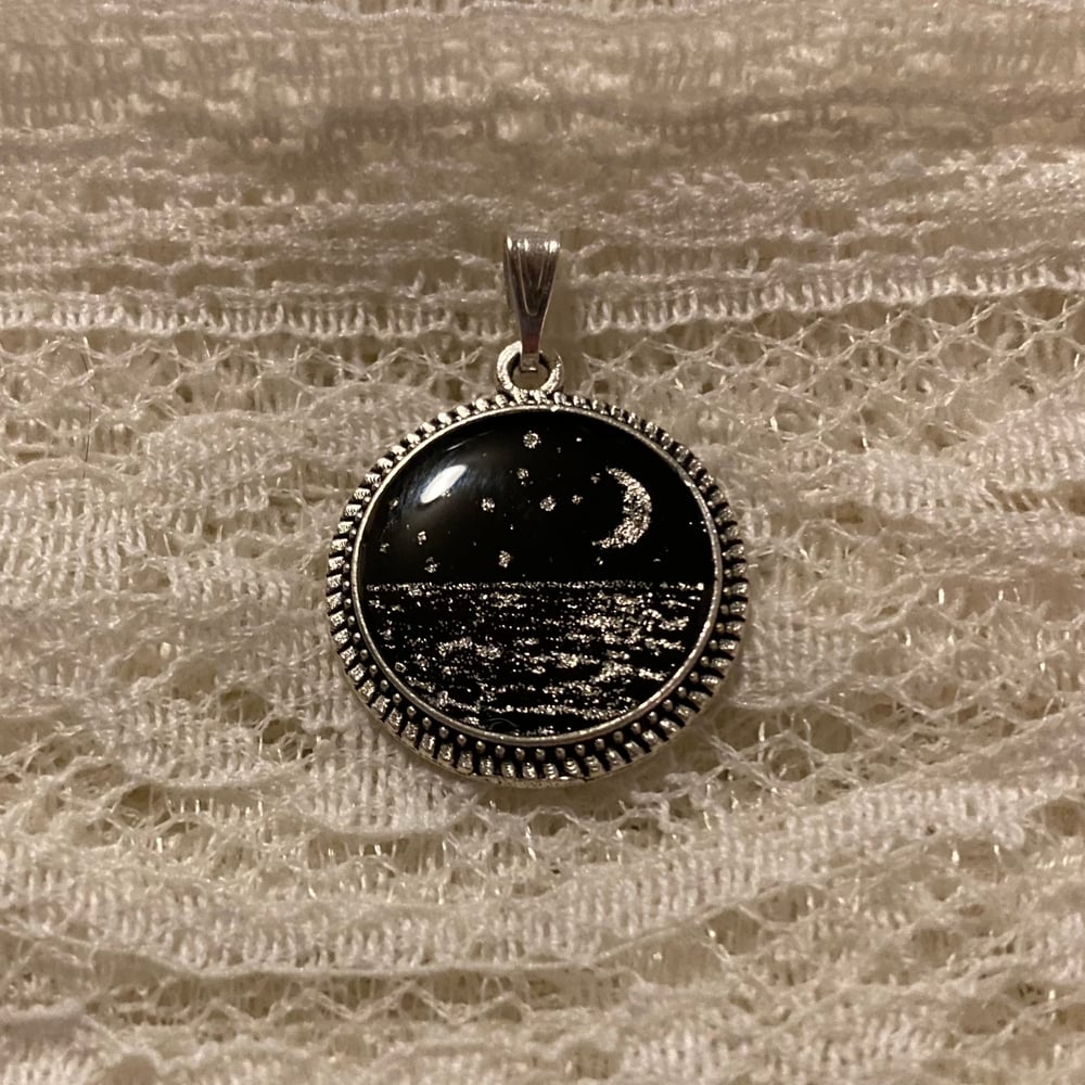 Image of Moonlit Reflections Necklace