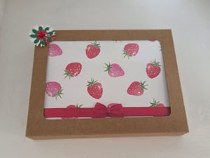 Image of Berries and Bows