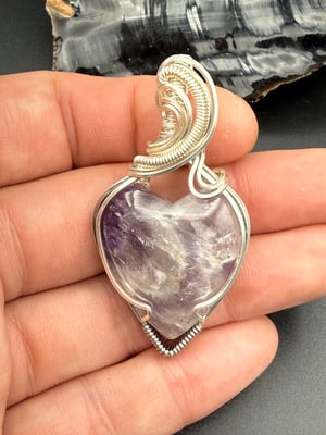 Chevron Amethyst Heart (cut by me)