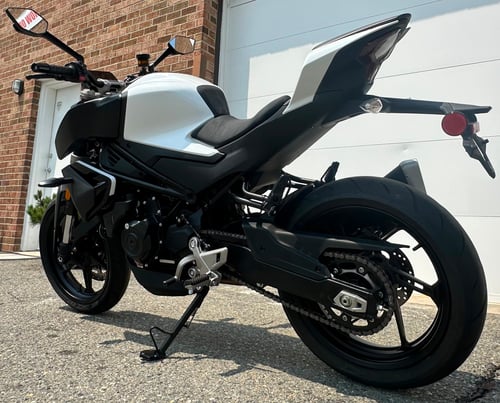 Image of 2024 CF Moto 450NK! Only 1,560 miles!