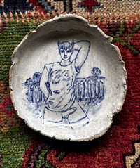 Image 1 of Nude Plate