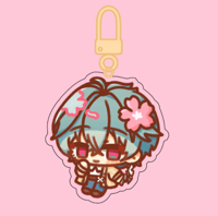 Sakura Lohen Crystal-cut keychain 🌸