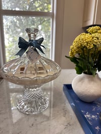 Image 2 of Heirloom Tomato Leaf 540 Baccarat Lead Crystal Soy Candle 