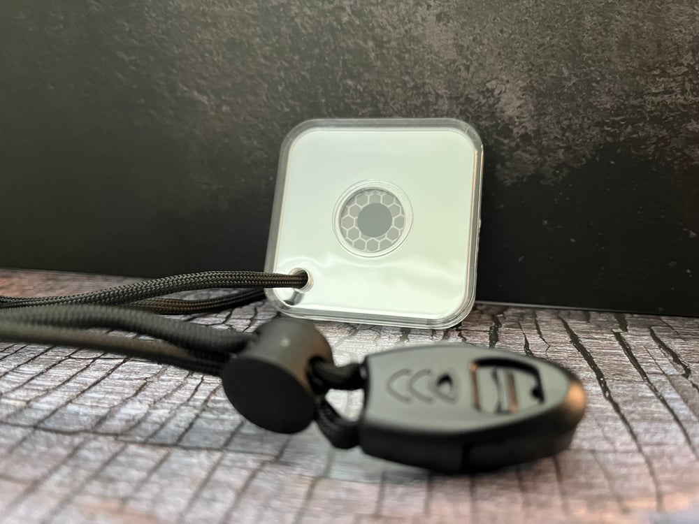 Image of Emergency signal mirror whistle combo