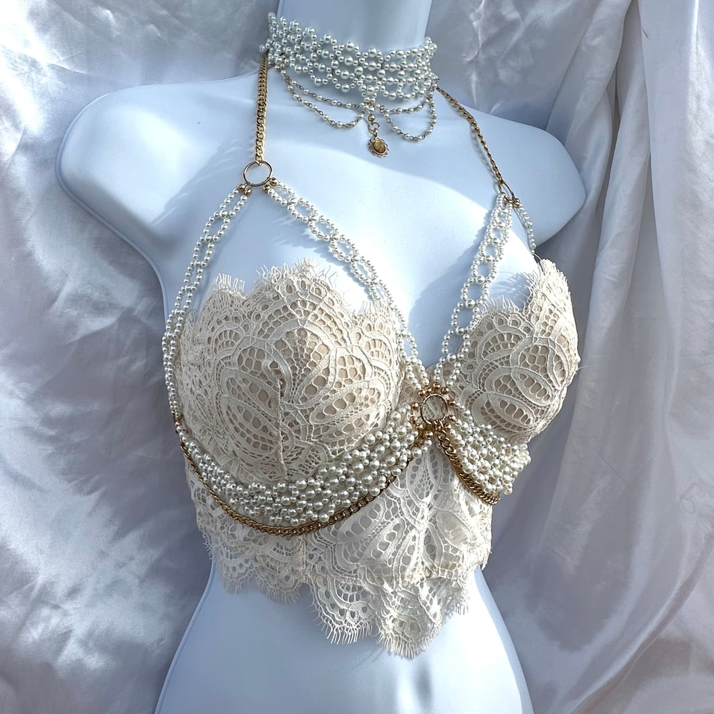 Image of Golden Pearl Harness 