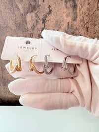 Cart small gold laminated hoops 