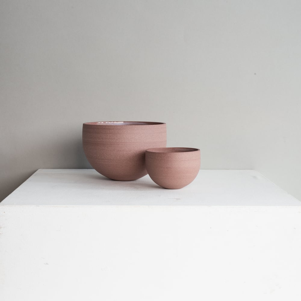 Photo of 6. Pair II / Hyper pink sandstone