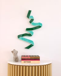 Image 3 of Petite Ribbon No.5 Original Emerald