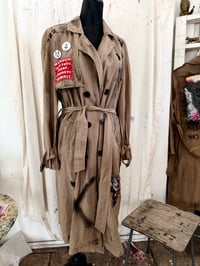 Image 6 of LIBERATE yoUrself 🍒  ¥ UPCYCLED  ¥ UNISEX ¥ VINTAGE TRENCHCOAT ¥ IBIZA¥ HANDPAI...