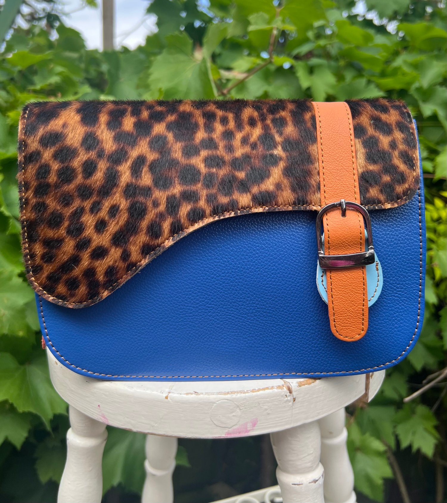 Image of Curve & Buckle #14