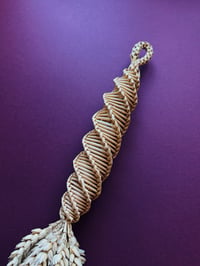 Image 2 of Harvest neck