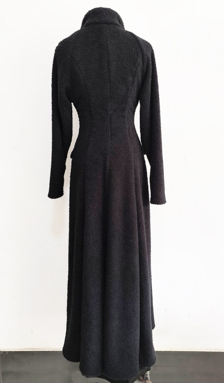 "Lilli" Robe  Image 4