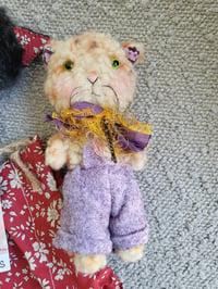Image 2 of Caz Kitsch 2 little Cats