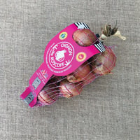 Image 2 of Genuine French P.D.O Roscoff Pink Onions on String 1kg A.O.P