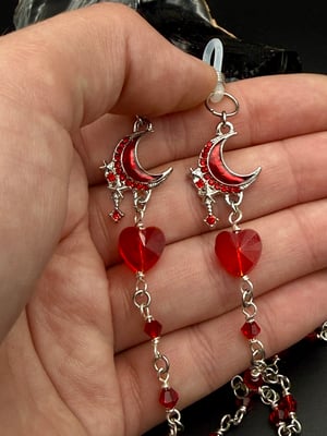 Red Moon Glasses Chain