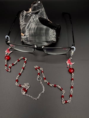 Red Moon Glasses Chain