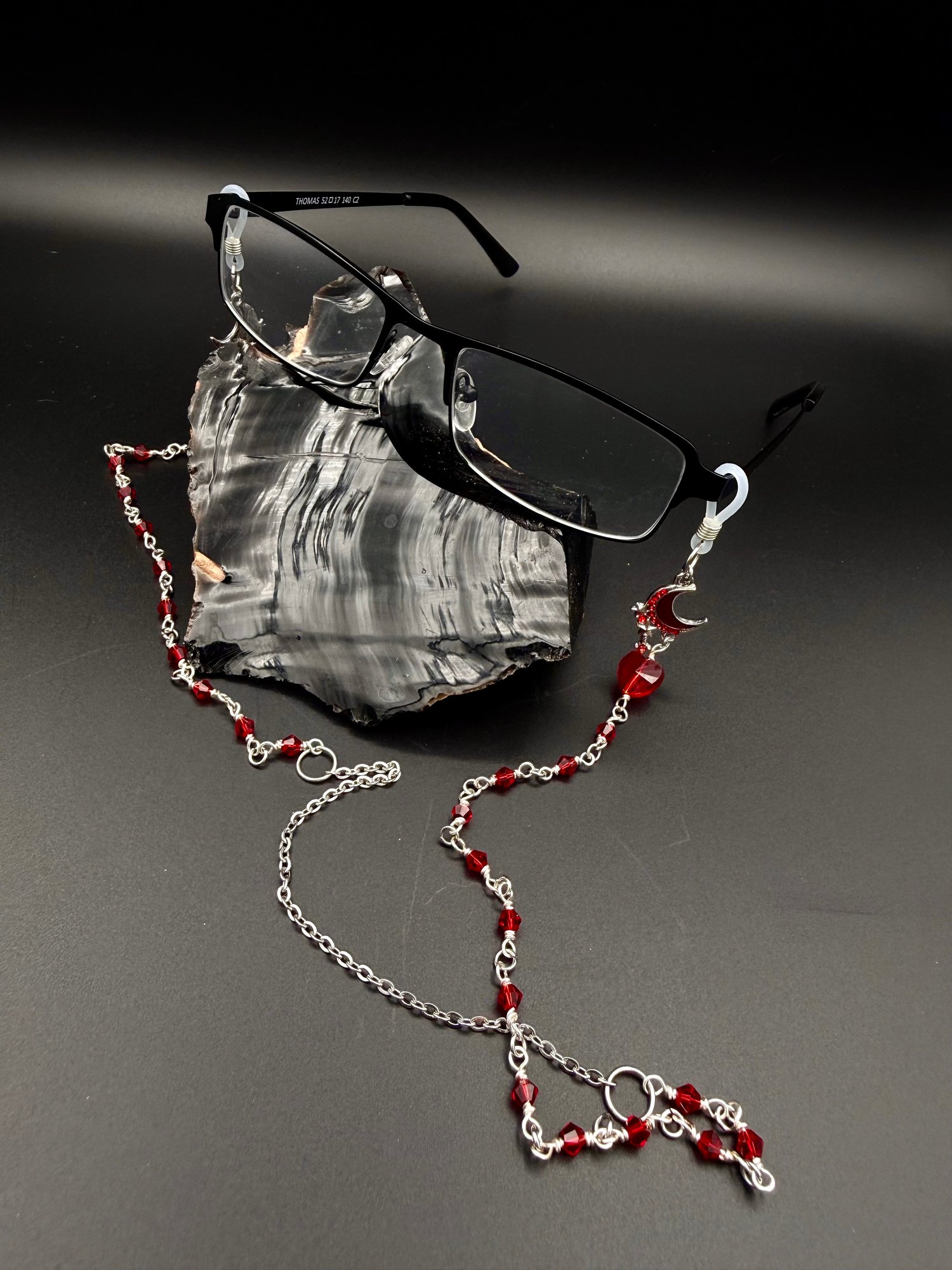 Red Moon Glasses Chain