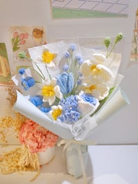 Image 3 of Bluebell Dreamy Bouquet