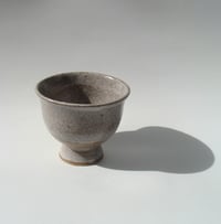 Image 2 of shino teacup B