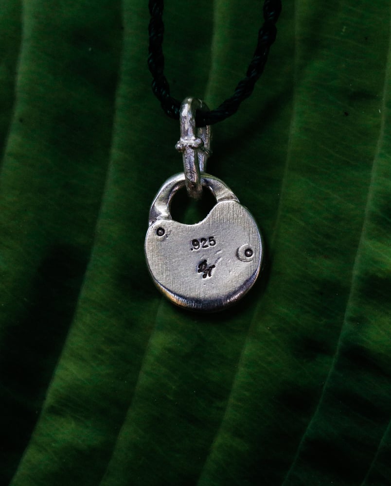 Image of Oak Leaf Pendant 