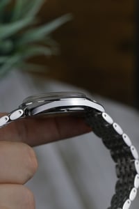 Image 9 of 1965 Seiko Grand Seiko "Self Dater" 5722-9990 - Manual winding 5722A Chronometer Movement
