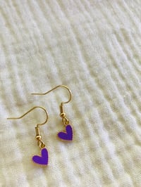 Image 15 of Mini Hearts