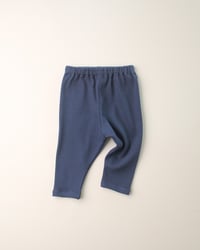 Image 1 of Legging Alma · Bleu nuit côtelé · Coton biologique