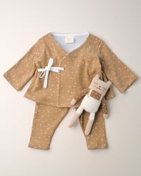 Image 5 of Cache-coeur Isadora · Caramel à pois côtelé · Coton biologique