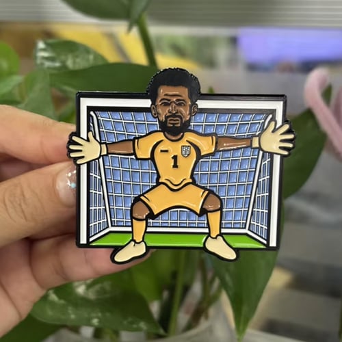Image of Vozinha Large Enamel Pin