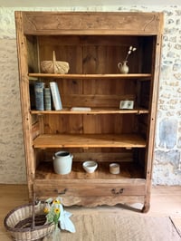 Image 1 of Bibliothèque ancienne en bois massif — Meuble de campagne chiné