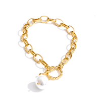 The Pearl Bracelet 
