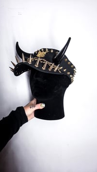 Image 6 of Black Horn Visor - Gold