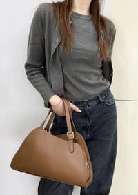 Image 2 of Structured Leather Shoulder Bag – Camel 